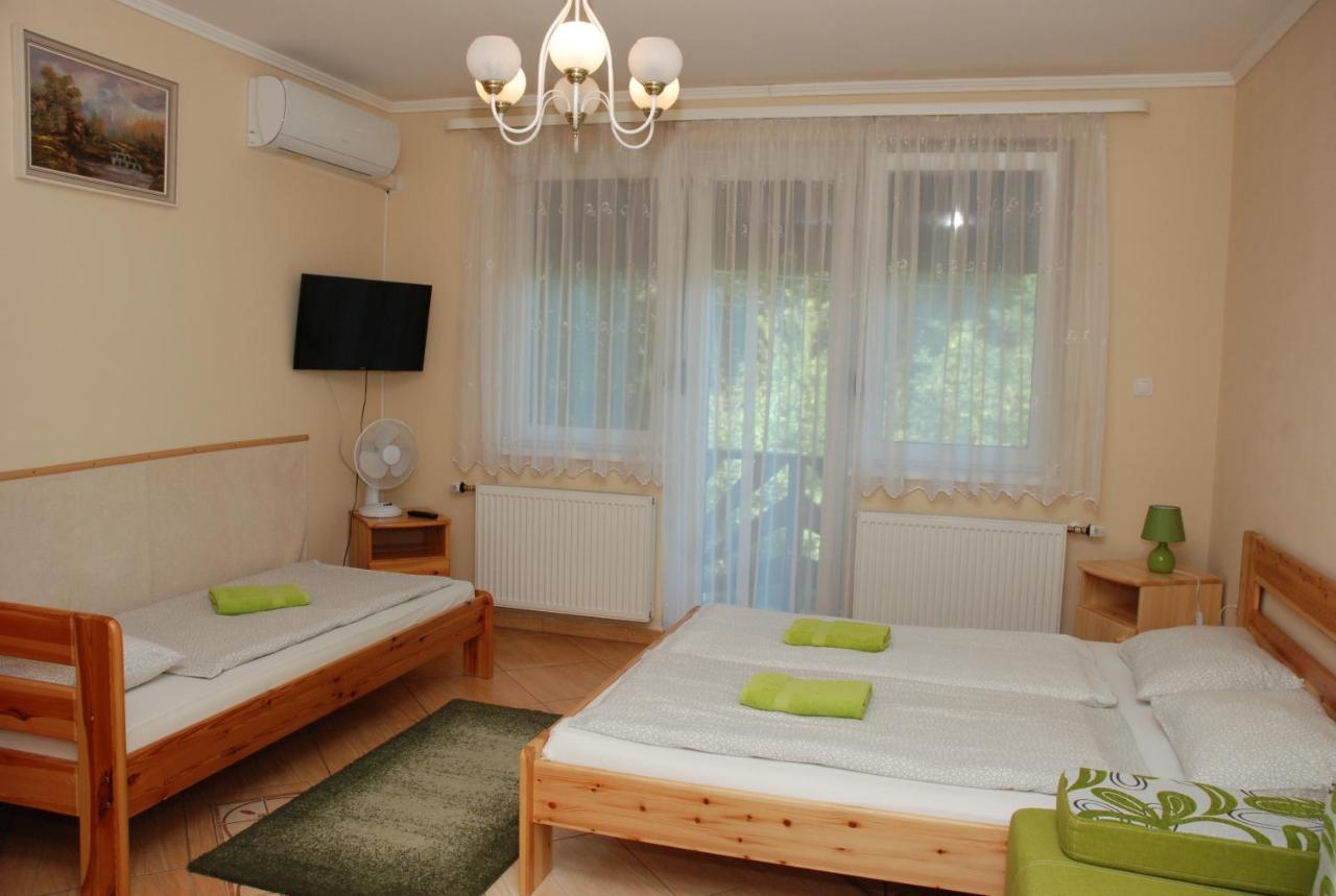 Zoeldike Vendeghaz Otel Kaposvár Dış mekan fotoğraf