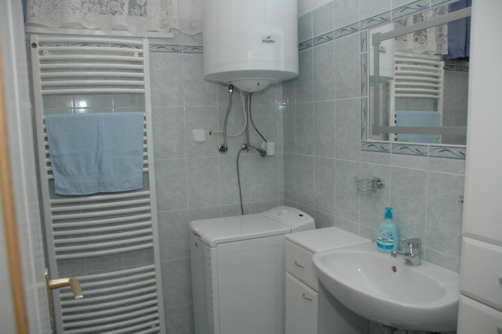 Zoeldike Vendeghaz Otel Kaposvár Oda fotoğraf